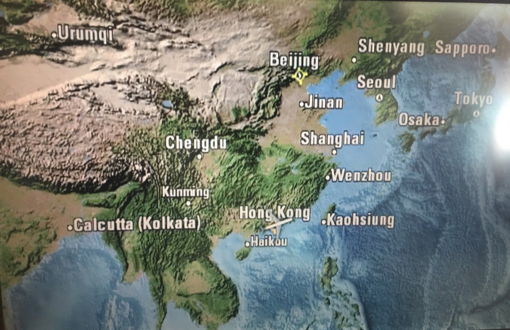LeanneManas's tweet photo. Onward we go! Landed in Hong Kong ๐ญ๐ฐ - showered in @cathaypacific Lounge & back on board headed to Beijing! @CathayPacificZA #superiorclass https://t.co/R0IFHEkQDz