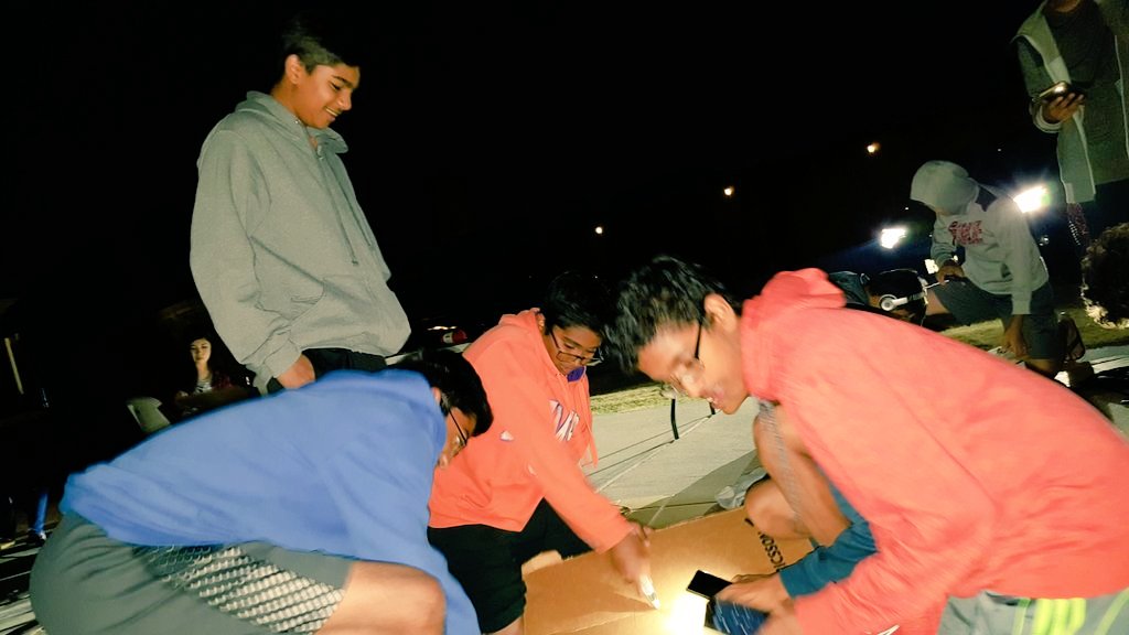 HolaChurchLady's tweet photo. @friscointeract and @LebanonTrailHS Interact kids, with Rotarians, are working into the evening hours on the float for the Frisco Community parade. https://t.co/WooOfwauNC
