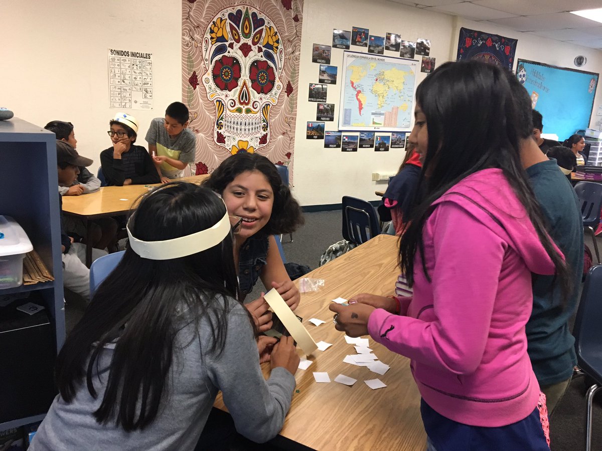 Played "headbands" today to practice our Spanish vocabulary about personality traits😃Always thinking of ways to engage all. <a href="/ADES_SMUSD/">Alvin Dunn School</a>