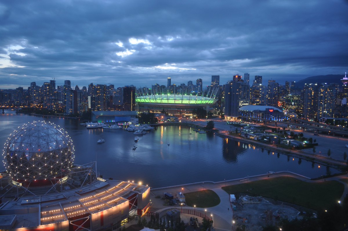 bcplace's tweet photo. November is #AdoptionAwarenessMonth and BC Place will light up lime green tomorrow in celebration! @bcadopt https://t.co/5XGDyInV2B #NAAM17 https://t.co/4i01jUFbix