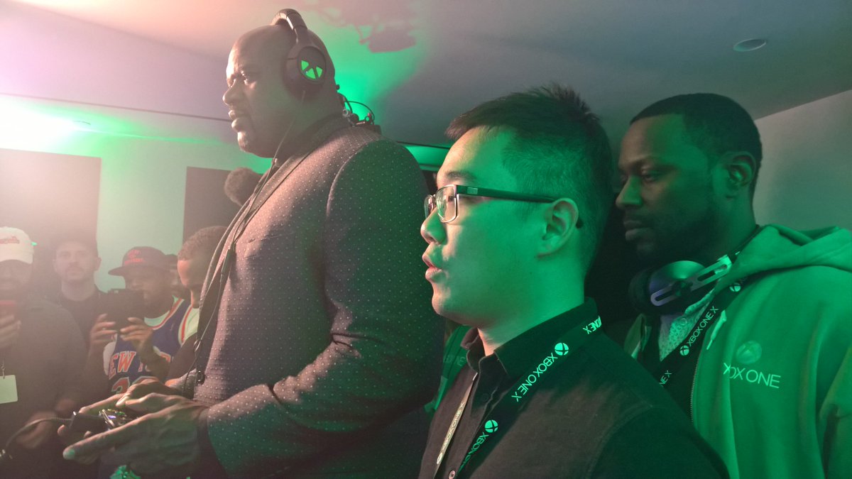 tearfalls's tweet photo. @XboxP3 @SHAQ  Wonderful XBOX ONE X Launch Event!! Best console ever made!!! https://t.co/T1bBC4J7pJ