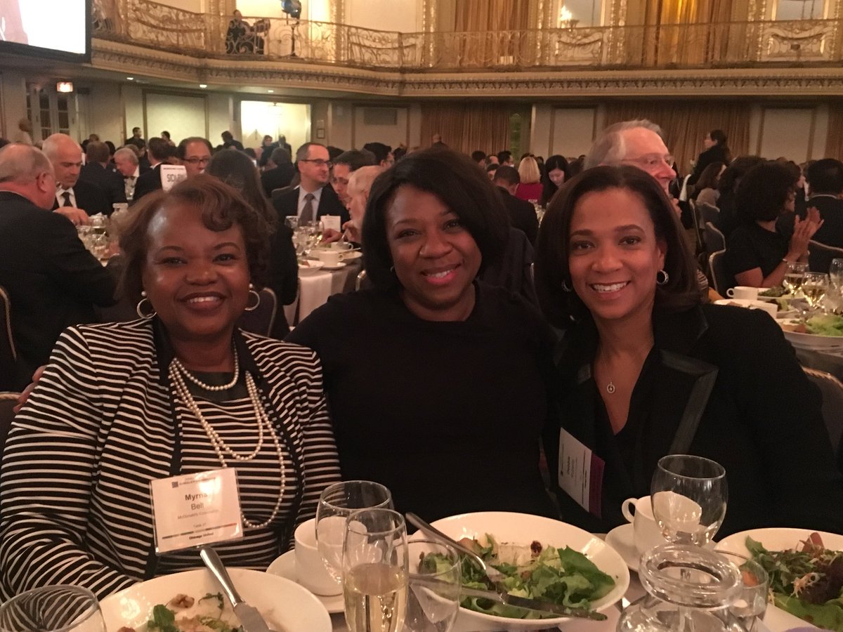 myrnabell's tweet photo. Celebrating Debbie Roberts, a Business Leader of Color recipient. You rock DR! #CUleads https://t.co/ot2hQ2lVrS