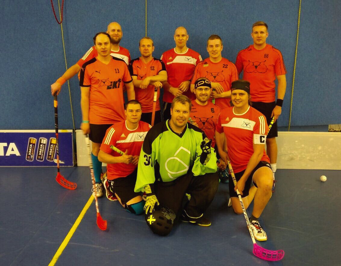 sb_eki's tweet photo. Viime vuodesta hieman tiivistetty kokoonpanoa. #sbeki #praguemasters #m35emkisat https://t.co/AzCaGFIaWV