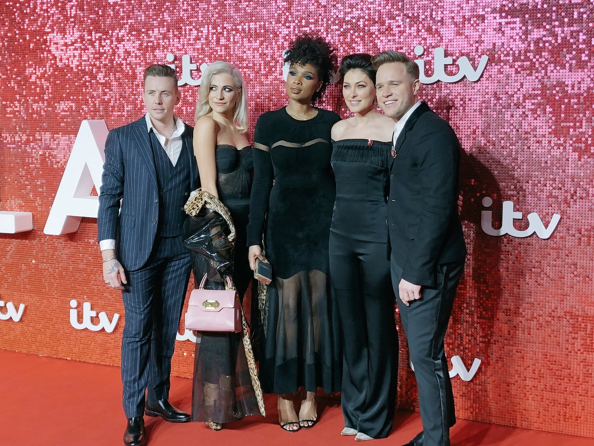 ollymurs's tweet photo. The @thevoiceuk squad ✌🏻😎
@ITV Gala 2017!! https://t.co/M1Y5gWBjjy