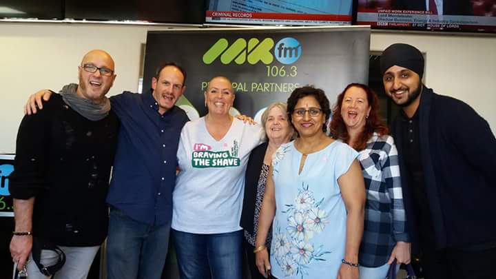 Fundraising going amazingly! Total so far... £2, 968 !!! Oh yes it is! Please get me to £3k #mkhour &amp; all the lovely followers. #bravetheshave <a href="/NealVeglio/">So-called Podcasting Expert</a> <a href="/mkfm/">MKFM 106.3</a>  <a href="/macmillancancer/">Macmillan Cancer Support</a> #MKUH #Breastcancercareunit 💚💇💗