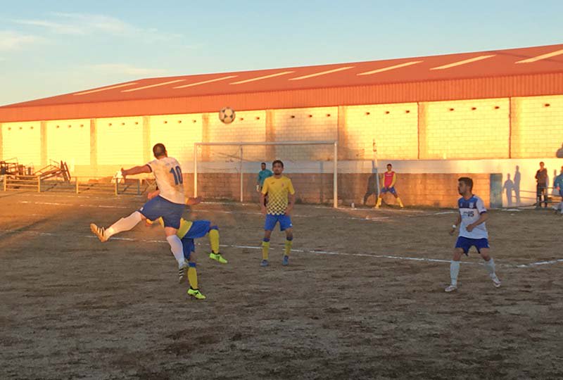 FÚTBOL (2ªDIV EXTREMEÑA): Valioso triunfo del <a href="/CAGimnasticoDB/">Gimnástico Don Benito</a>  (0-1) ante <a href="/ADOOBANDINO/">AD.OBANDINO</a> con gol de Pomo areadeportiva.net/index.php/futb…