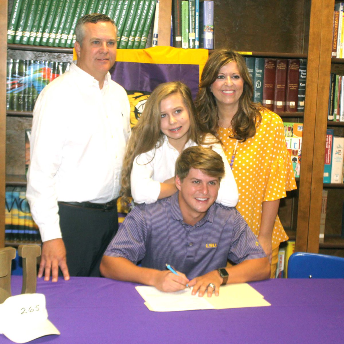 LSUMensGolf's tweet photo. Benton (La.) High School product Hayden White is one of Louisiana's top prospects in the Class of 2018! #LSU Bio: https://t.co/b1PfzrFDRS https://t.co/O45YCLIlXP