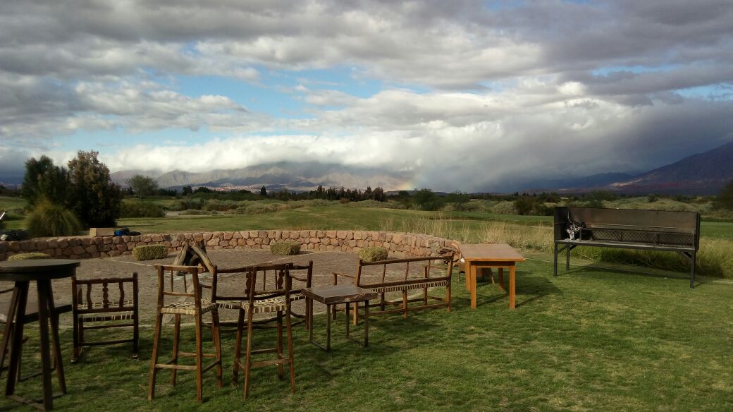 LECWineGolf's tweet photo. Hermosa tarde para un evento con fogón  y parrilla en La estancia de Cafayate wine &amp; golf . https://t.co/hNu7UhzyQP