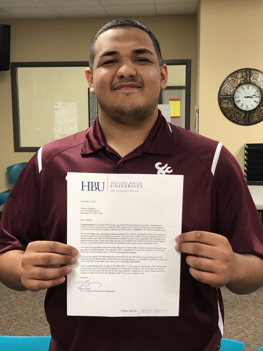 SC_Counselors's tweet photo. @camachoalfredo was accepted to @HoustonBaptistU and was offered a $60K #scholarship!! #godeer #soproud https://t.co/z9M2baDrqk