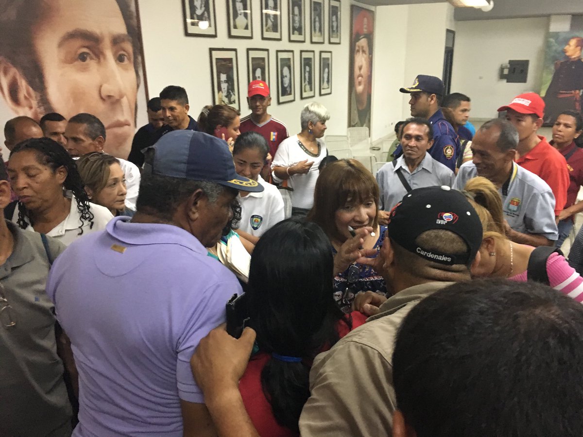 NancyPerezPSUV's tweet photo. Amor con amor se paga con mi gente buena hermosa de Barinas https://t.co/xtQeU8gL0b