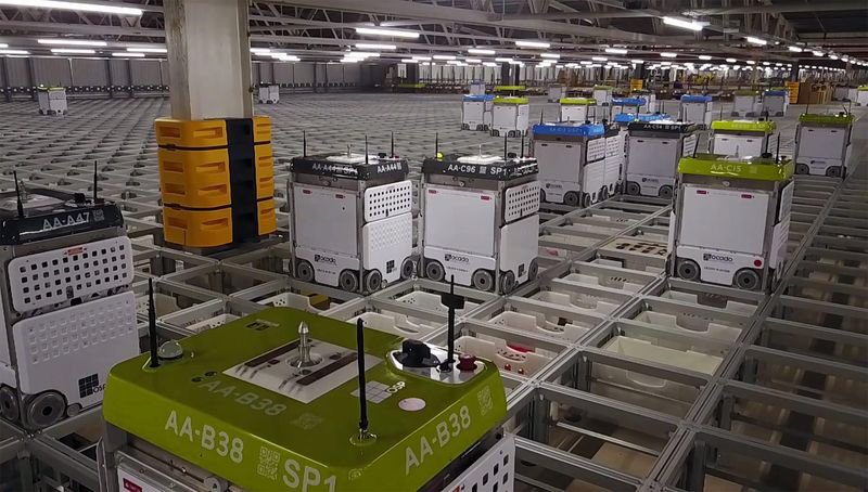 AdvancingRetail's tweet photo. CART Weekly Report 11/9: Whatever the Question, #AI is the Answer / #WalmartPay could surpass Apple / @cvspharmacy to launch next-day #delivery / How many #robots to fill a #grocery order
#SolutionoftheWeek @boodskapper_llc
https://t.co/dS5cXUFzno https://t.co/JIjUdirO4q