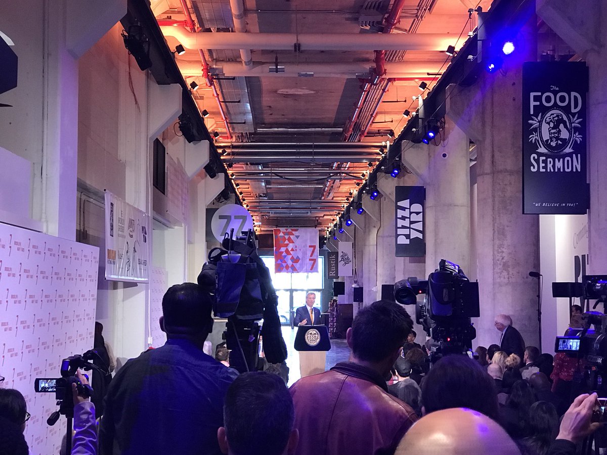AnthonyMaher12's tweet photo. #Building77 at the @BklynNavyYard w/ the @1776NY and @FirstBaseRE teams. Inspiring speech from @NYCMayor & #DavidEhrenberg
#NECorridor https://t.co/FspgwBpNmL