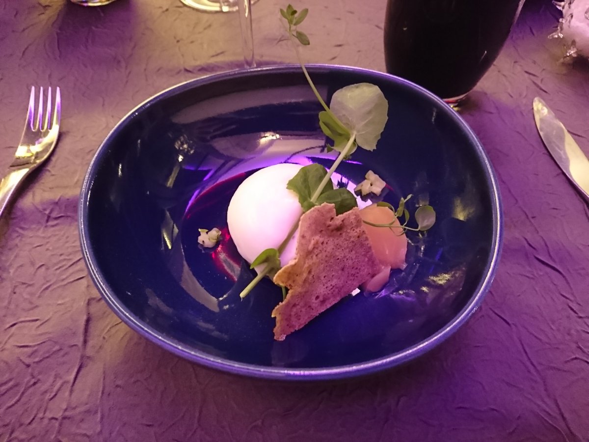 Kys_Kyves's tweet photo. Bon, moins de farm, plus de gourmandise. Un dilemme... Non pas toi Willem. Wave @Mylehzim
#Angers https://t.co/LeI87TSdx2