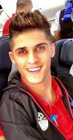 entwaa_1's tweet photo. احمد الشيخ من حلويات مصر دا لو مكنش احلاهم😻💜😍 https://t.co/8PRTNm0xIp