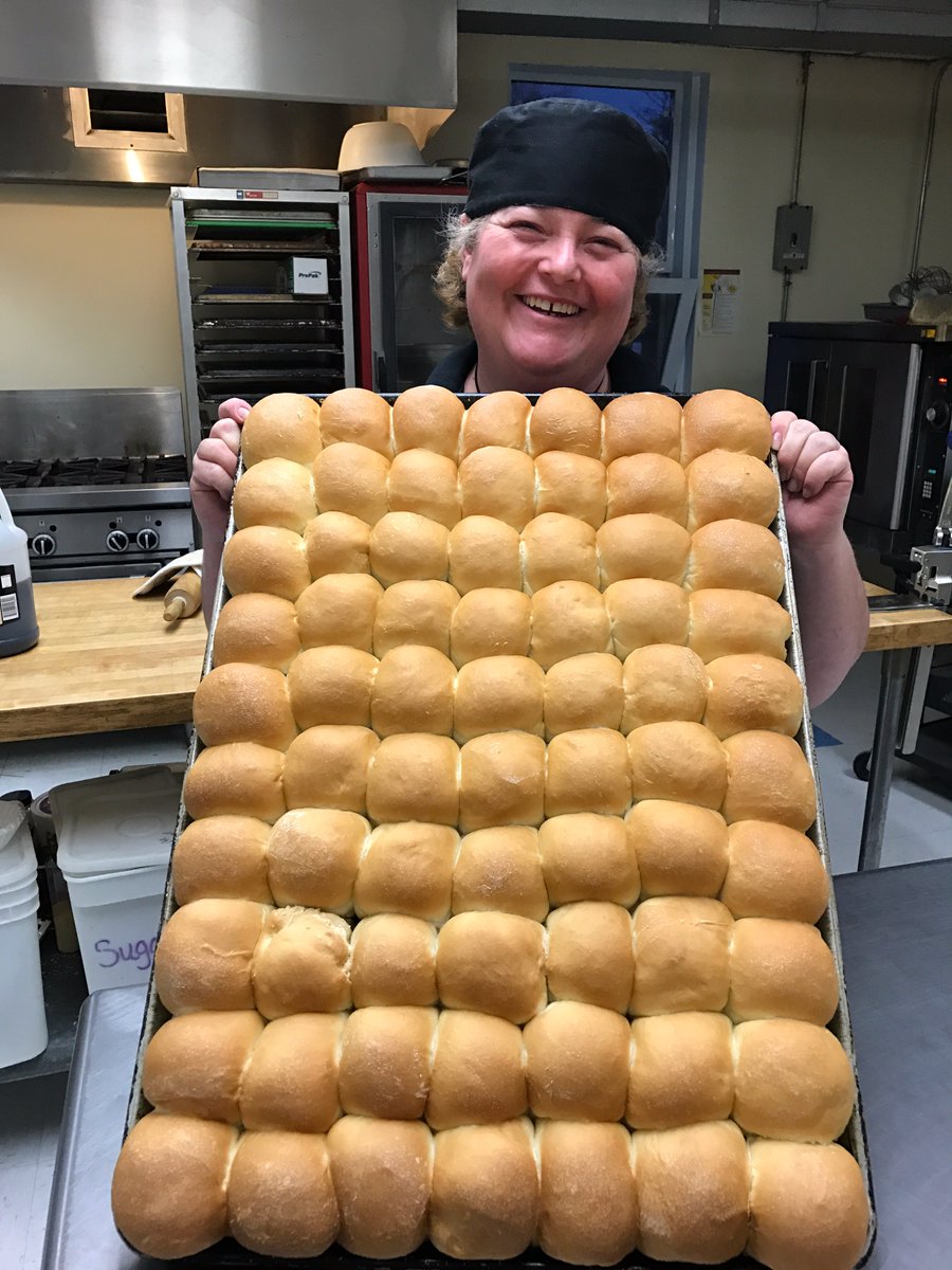 PrincipalChrisD's tweet photo. Chef Becky is on a roll with preparations for the #FES Thanksgiving meal tomorrow! #FWSU #vted #abbeygroup https://t.co/kBSCNTh3GA