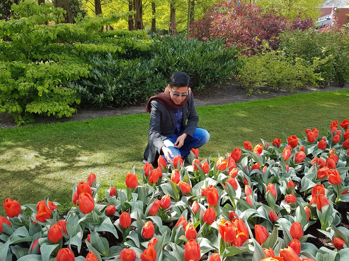 Tidur awal, #BangunAwal. Insya Allah rezeki datang lebih awal.