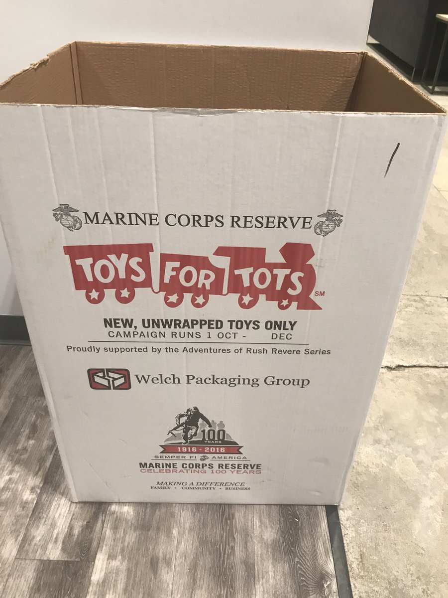 SprintUber's tweet photo. Stop by #uber greenlight hub and donate a unwrapped toy for #ToysForTots and don’t for to visit see us for an employee discount for being an Uber driver #uberphilly #Sprint https://t.co/bmlQ89VM2E