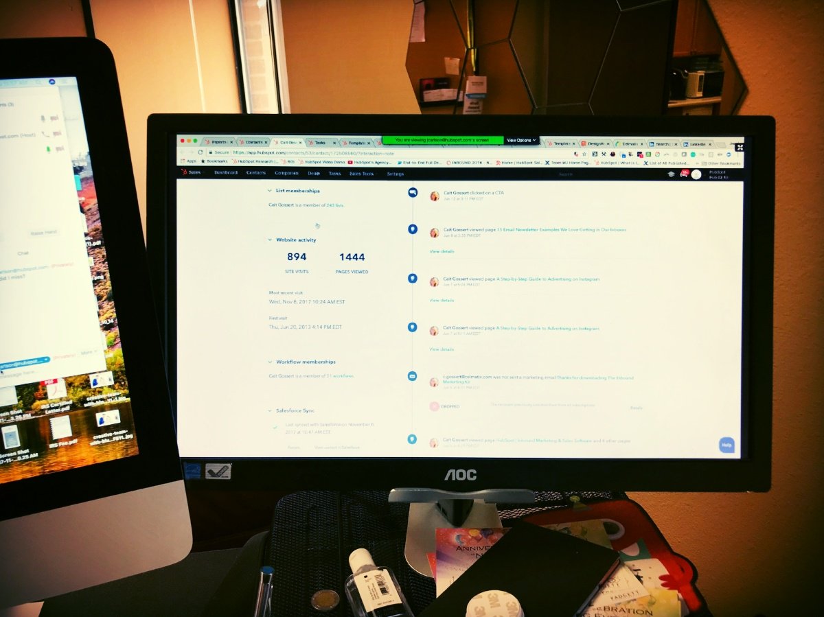 HIVE_Strategy's tweet photo. When you're doing a @HubSpot demo and your CAM @Jacobin617 breaks out three different voices. 🤔 😂 😲

#WorthThePriceOfAdmission #TheBestCAM #ThatsMySlimySalesmanVoice #HubSpotPartner https://t.co/p5UwID3Wf4