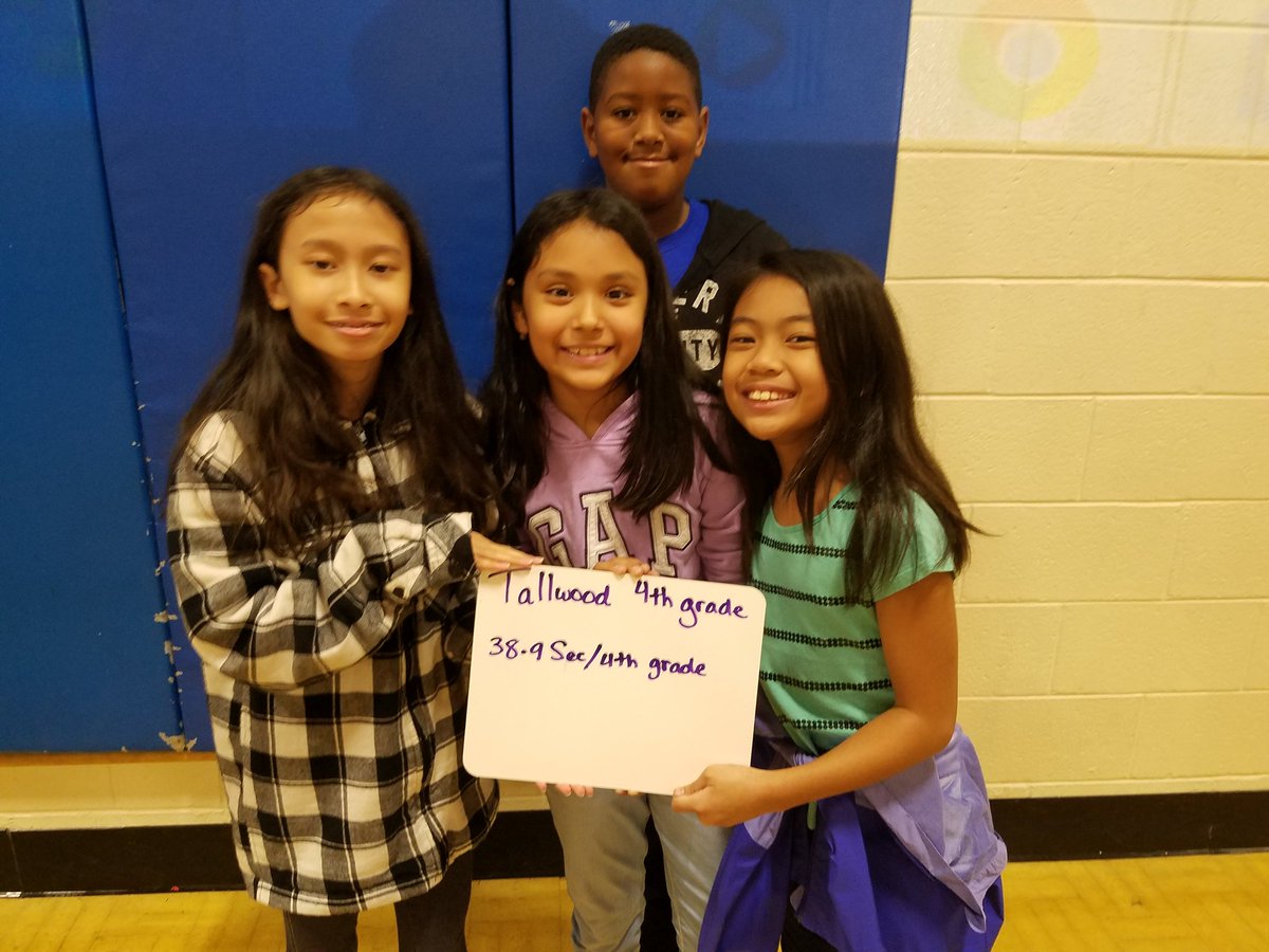 NicStanleySPES's tweet photo. Tallwood elementary getting in on the cupstacking..way to go timberwolves #vbspeedstack https://t.co/7fFulUDM7D