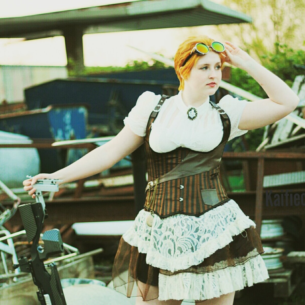 Kaifiech's tweet photo. Today i have a #steampunk #outfit for you! ๐ซ
#CosplayEveryDay
#KaifiechCosplay
#cosplay
#100DaysofCosplay
#NoticeTheCosplayer
#cosplayer https://t.co/hytg9W7xps