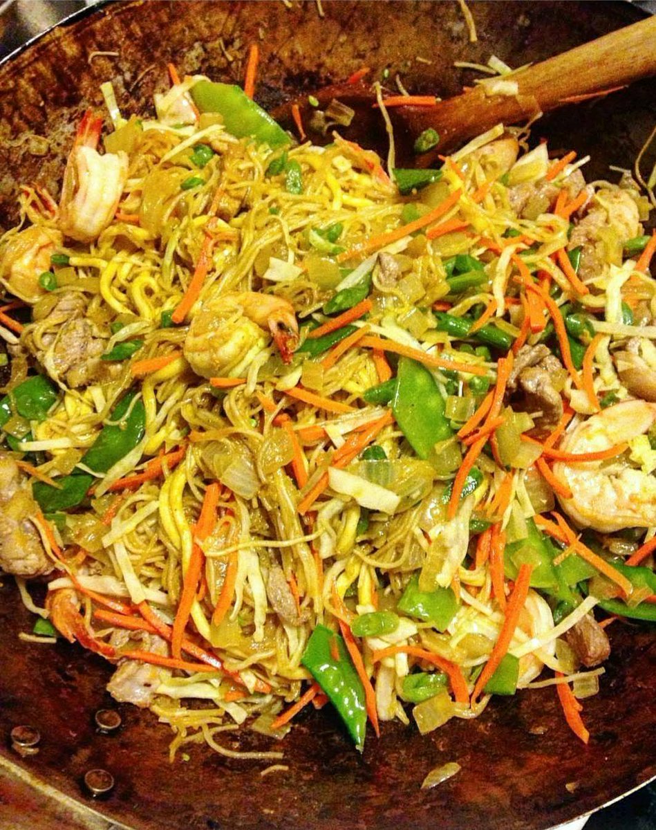 Ο χρήστης Dill Magazine στο Twitter: "@pmontoro made pansit puso ...