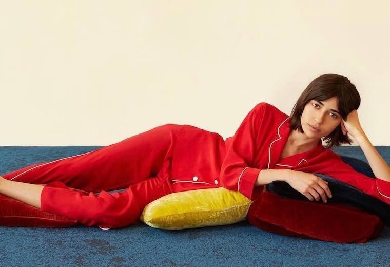 KarenNeuburger's tweet photo. Glad to see we are #trendy #pjpower #sleeptostreet #lux #cozy #comfy #hyggee via @iamwellandgood https://t.co/nPMKh4hlrn https://t.co/6k24CDhSfp