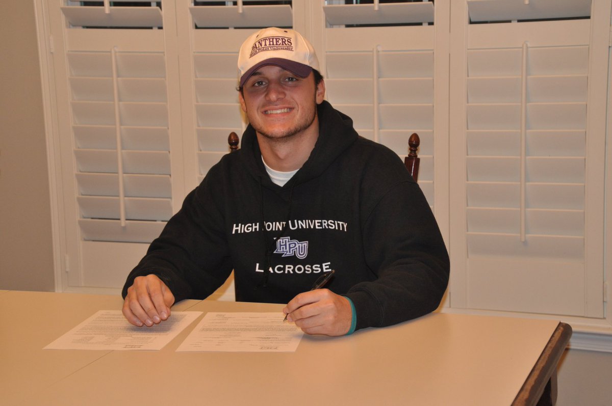 NXTLCboys's tweet image. Congrats to Adam Ritter of @LaxCarroll &amp;amp; #NXT2018 on officially signing his NLI to @HPUMensLax! One of the very best midfielders to ever play for NXT. #circlebutton #wheresnxt ☝️🔏🎉