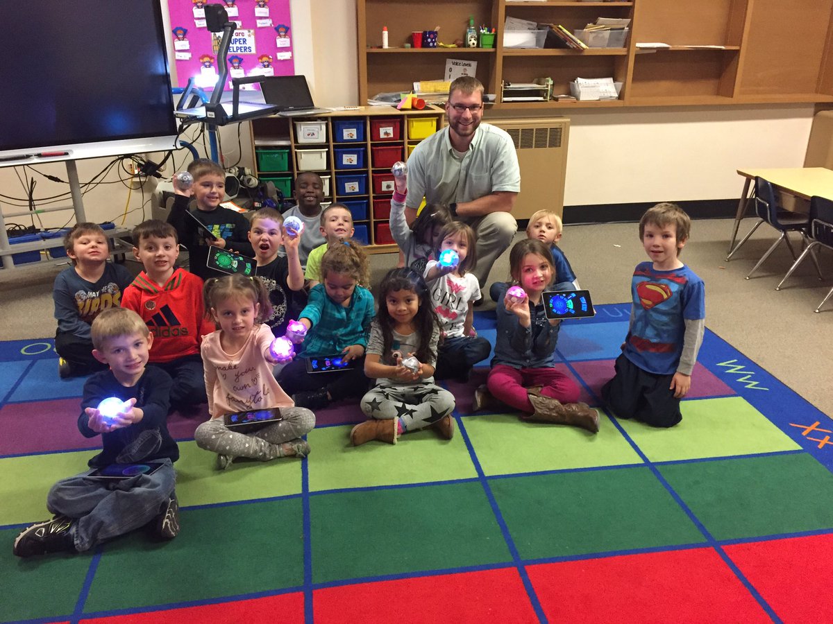 ed_schreiber's tweet image. Kindergarteners in Mr. Schave's class enjoyed exploring with @SpheroEdu. The engagement & excitement was terrific. @fdlschools #introtocoding
