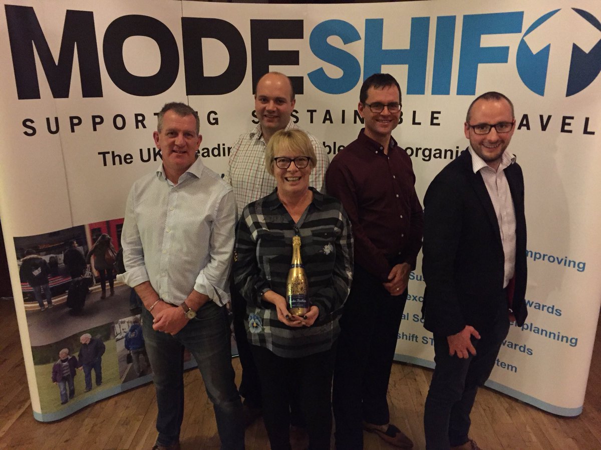 TeamModeshift's tweet photo. Congratulations to @East_Riding on winning the Outstanding Contribution to Modeshift STARS Award at the #Modeshift2017 Convention with @Modeshift1 https://t.co/kgdp0sk0tV