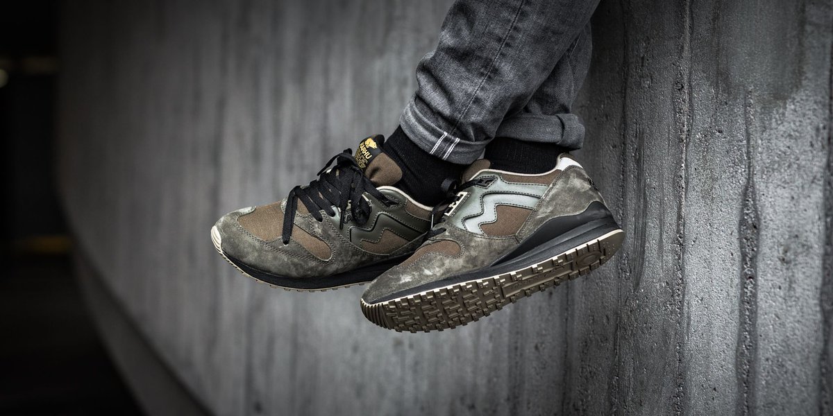 titoloshop's tweet photo. Karhu Synchron Classic #TonalPack - Olive 

RELEASE 🍃 Friday 10th November 🍃 0:00AM CET

➡️ https://t.co/pbGu9fhpLJ

#karhu #karhusynchron https://t.co/dDb1755vzT