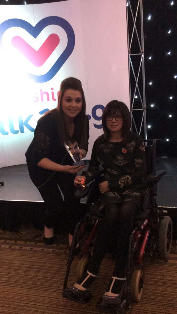 silk1069's tweet photo. Congratulations to Lisa Cotterill winning Teacher of the year award! #CheshireLocalHeroAwards2017 #CheshireTeachingAgency @CheshireEast @Crewe_Hall https://t.co/DVkk1KcI9v