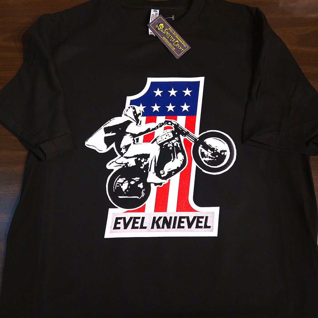 SinisterCrypt's tweet photo. Evel Knievel Daredevil T-shirt:
eBay: https://t.co/u241sbiJvD
#EvelKnievel #Daredevil #SinisterCrypt https://t.co/RdKpwQQ4Ho