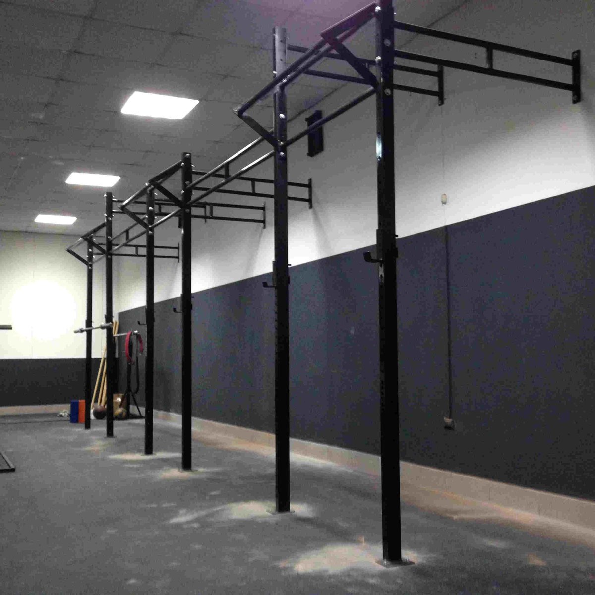 EquipEliteFit's tweet photo. RACK para 10 personas, semidesarmable, tres alturas. Ideal para BOX clásico.
¡Solicita tu cotización!  💪🏼😎 https://t.co/xVsirGx1cM