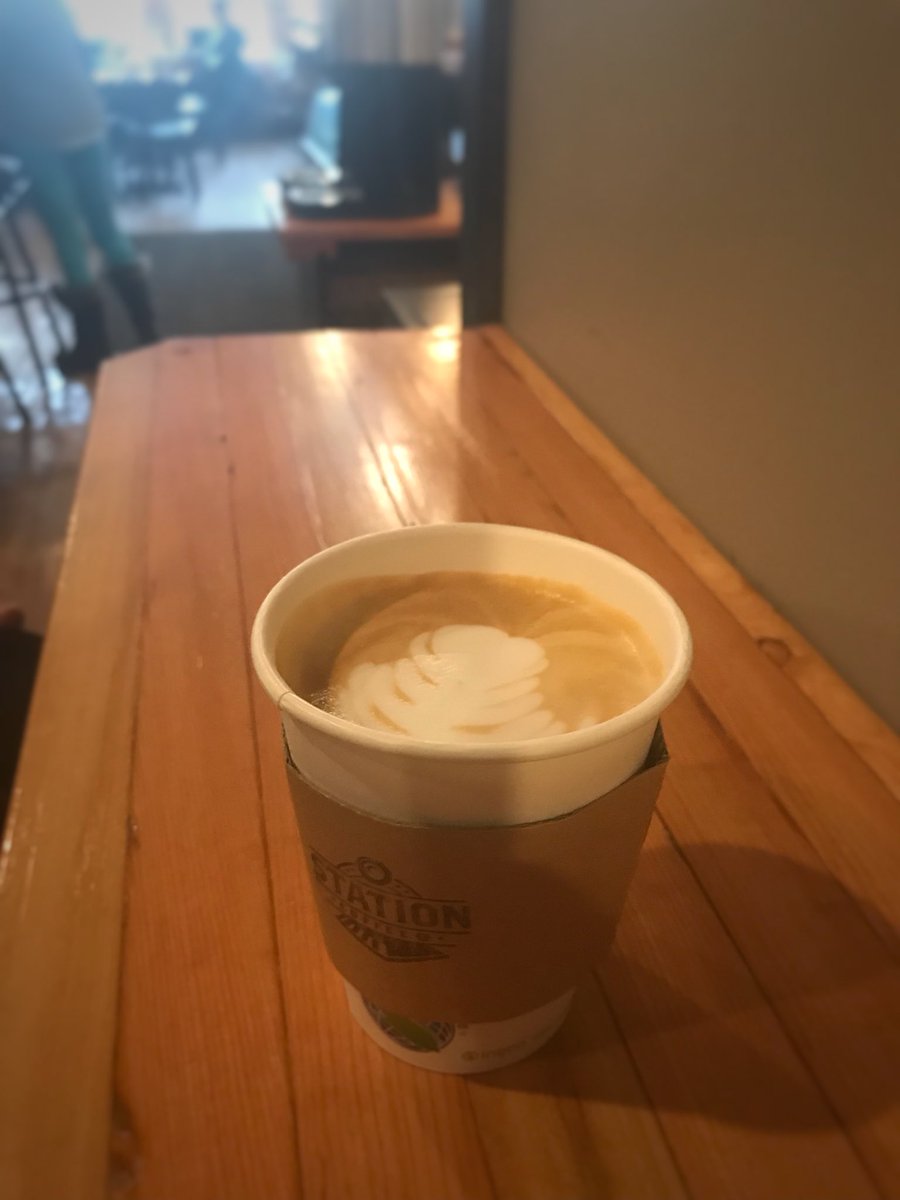 JACK1021MH's tweet photo. We stopped @StationCoffeeCo today for @SavourtheSE. Warm up this afternoon with a tasty cup of coffee and a treat! Find all the details on @TourismMedHat’s #SavourtheSE at https://t.co/xFmpSFVn48. #supportlocal #medhat #yxh https://t.co/u8H150xFpn