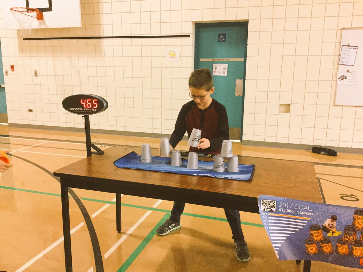 ms_ksokolowski's tweet photo. Had a BLAST stacking today @LESHanover! We learned a few different stacks & even made our own creations! #StackUp2017 #leslearns #hsdlearns https://t.co/K6j8Lut25d