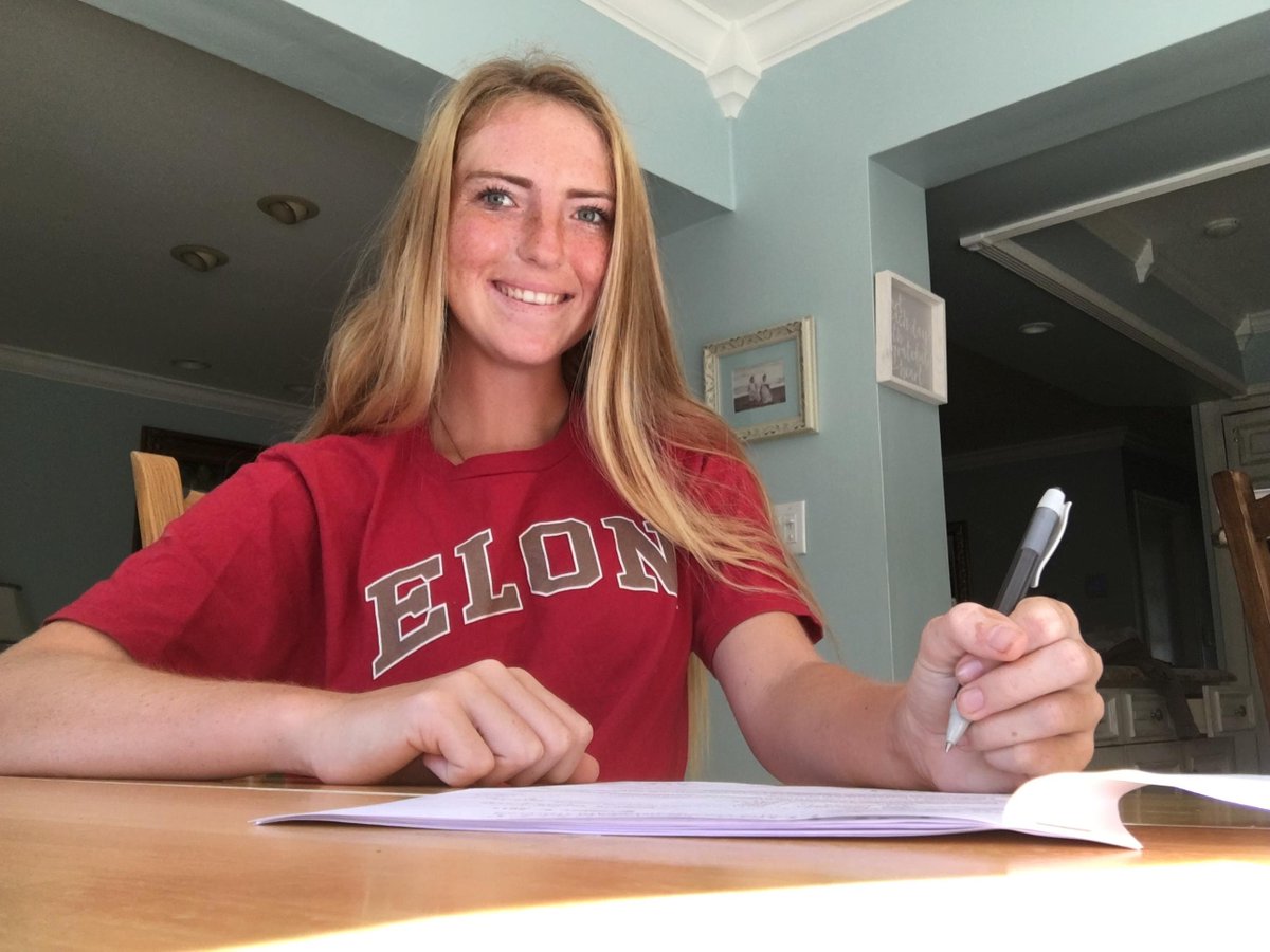 ElonWTennis's tweet photo. Happy to announce our final signee for the 2018-19 season, Olivia Archer! Welcome to the #Elon family! #phoenixrising #ElonSigns https://t.co/JI7tSD83ry