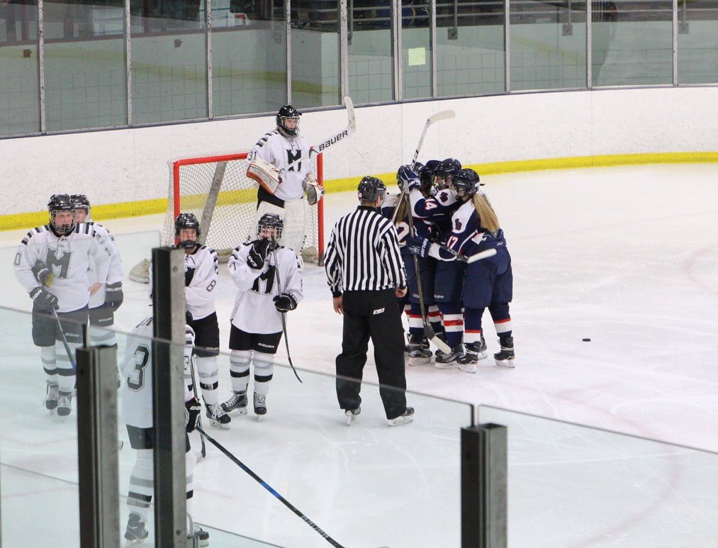 ImArzie's tweet photo. SFNB lead 1-0 after1! SOG SFNB 9-6! #lookngood https://t.co/GaftLHGoDy