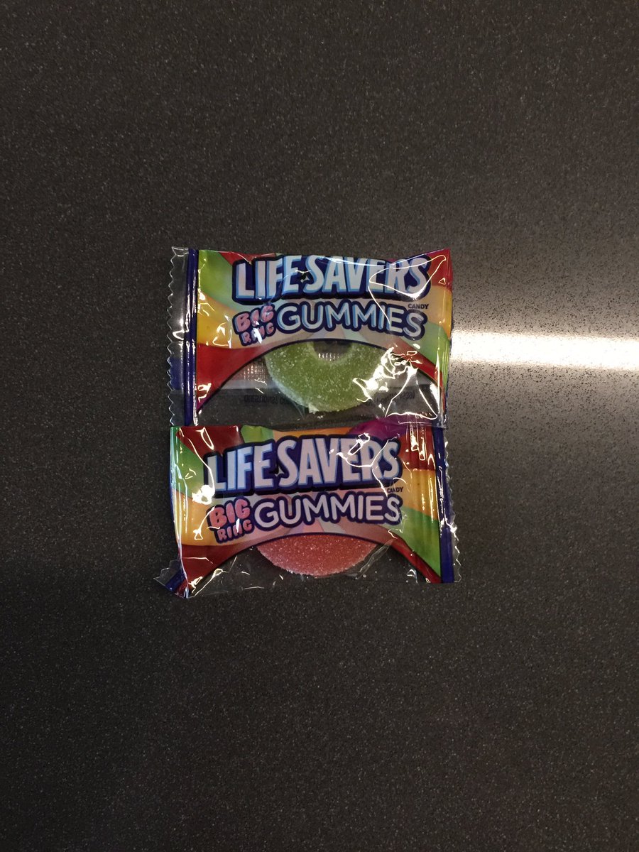 username_9001's tweet photo. Addicted to these. #SnacksAtWork https://t.co/gcuAxBzKBa