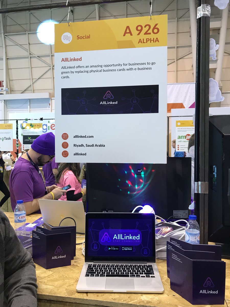a_murebah's tweet photo. مشاركة @AllLinked في قمة #WebSummit ومثلنا #السعودية 🇸🇦 خير تمثيل https://t.co/UkQqq9BUcA