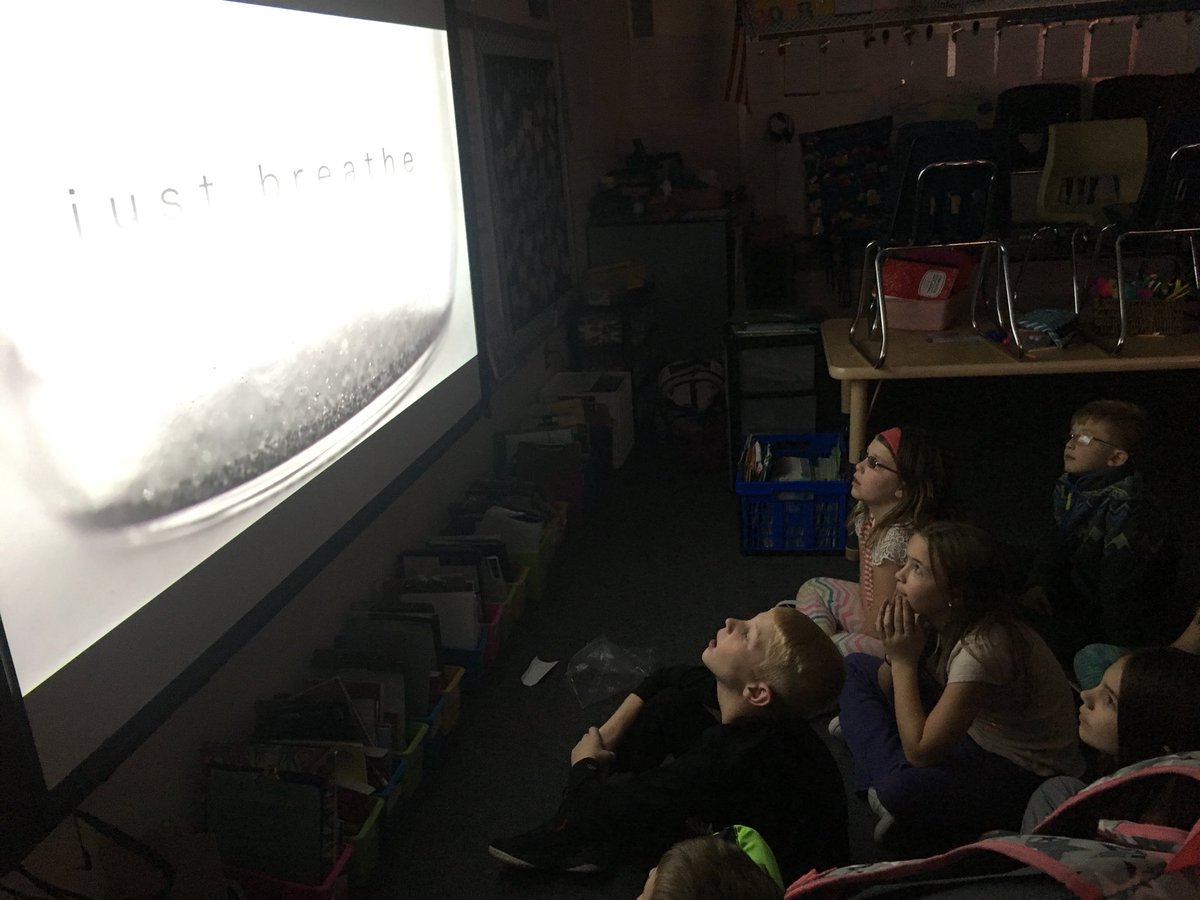 MrsOdlesClass's tweet photo. @AllisonvilleES held its first ever #educationalneuroscience club meeting today! Students brainstormed ways to calm the amygdala in the cafeteria! @desautels_phd #msdwt https://t.co/VnDEwnfmic
