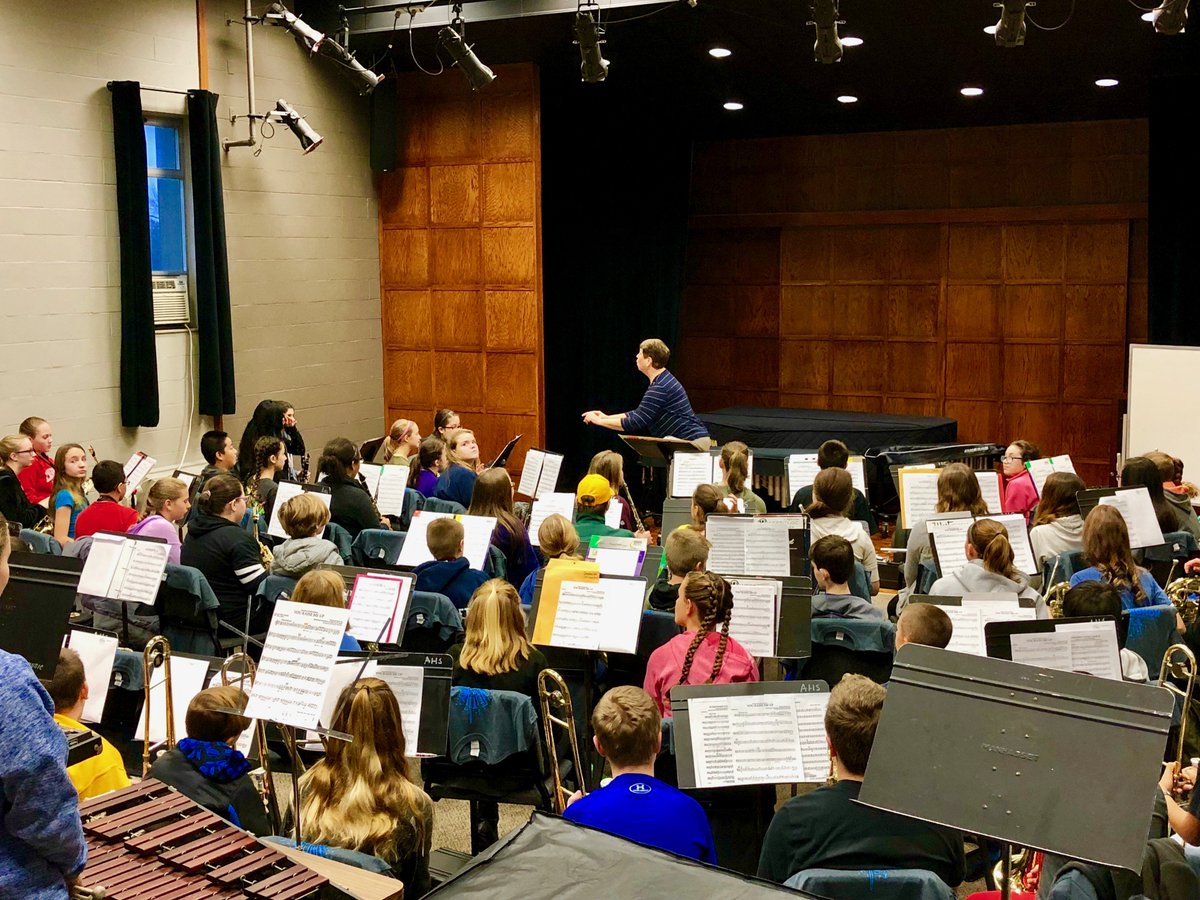 smart_eagles's tweet photo. 10 Smart students participated in the @stambrose Middle School Honor Band Festival. This ensemble represents some of the strongest middle school musicians in the region. They spend a day rehearsing which culminates in a concert that evening. Congrats to these students! #FLSPride https://t.co/UCHG7C5CKg