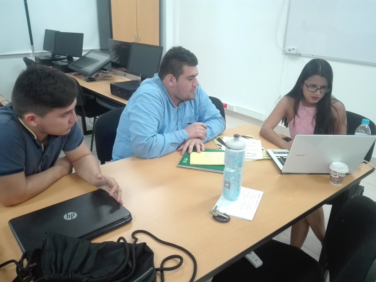 appscocucuta's tweet photo. Los emprendedores del equipo #PedaleApp trabajan en generación de estrategias de marketing digital iteración Xl @AppsCo desde @UFPSCUCUTA https://t.co/1KD7Lqg6Ls