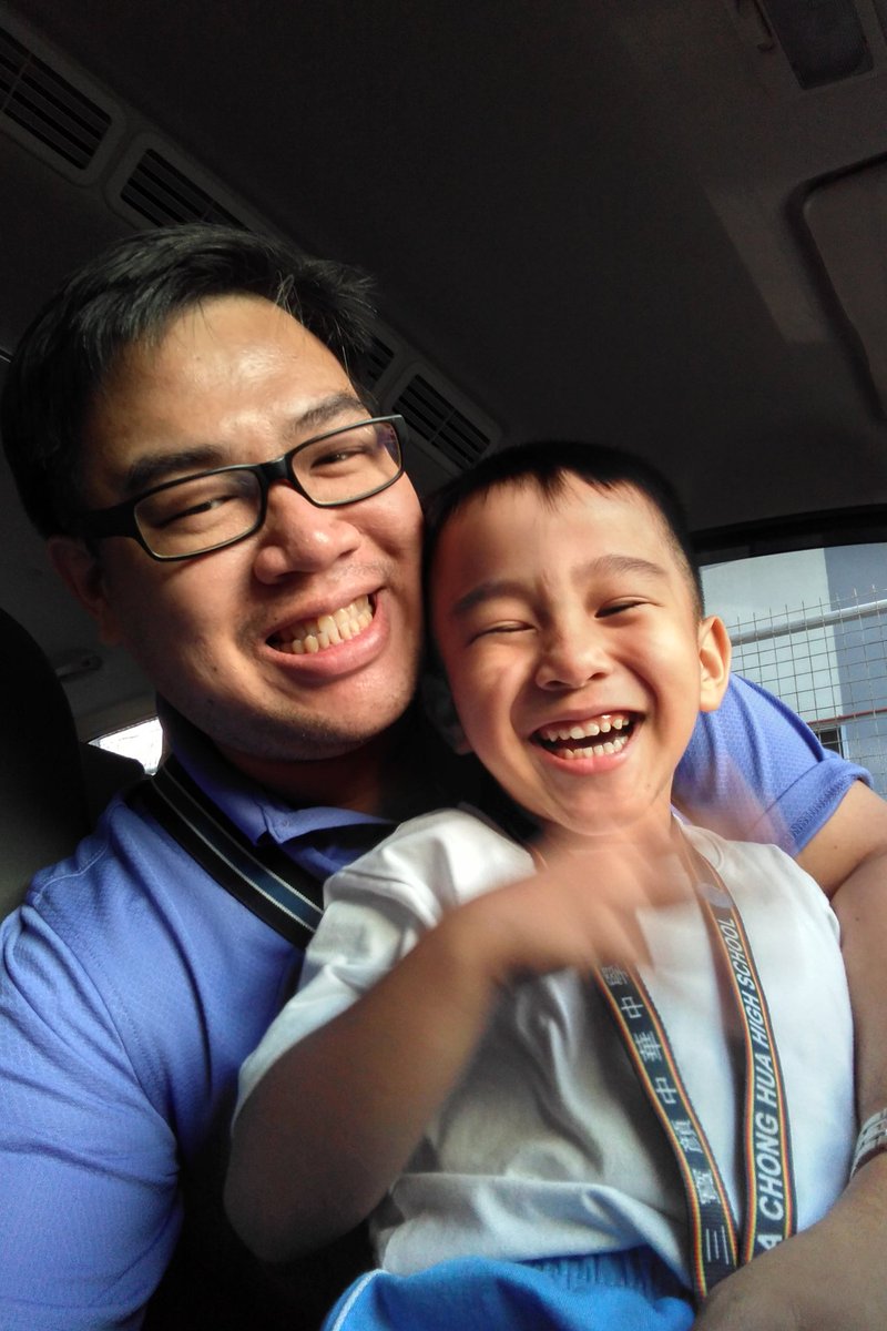 jasper_q's tweet photo. Good morning! Just some father and son moments before going to school ๐ซ ๐ช #nathanxyion #chonghua https://t.co/H6Ullgto5P