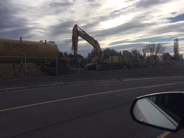 HenningsenCS's tweet photo. Construction is underway at our new Grandview, Washington location! https://t.co/GL9Q0YtNd4