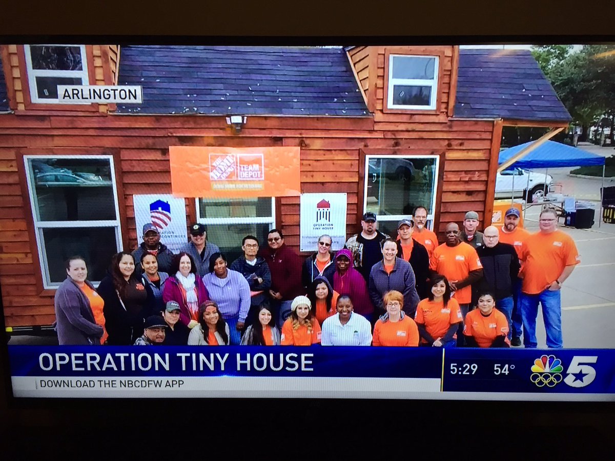 D151 Giving back!  Great recognition on local news for a job well done! <a href="/LennyGaspari/">Lenny Gaspari</a> <a href="/setser_scott/">Scott setser </a> <a href="/BryanCrowe2/">Bryan Crowe</a> <a href="/Ana_A_Duran/">Ana Duran</a> <a href="/SantiBernardez/">Santiago Bernardez</a>