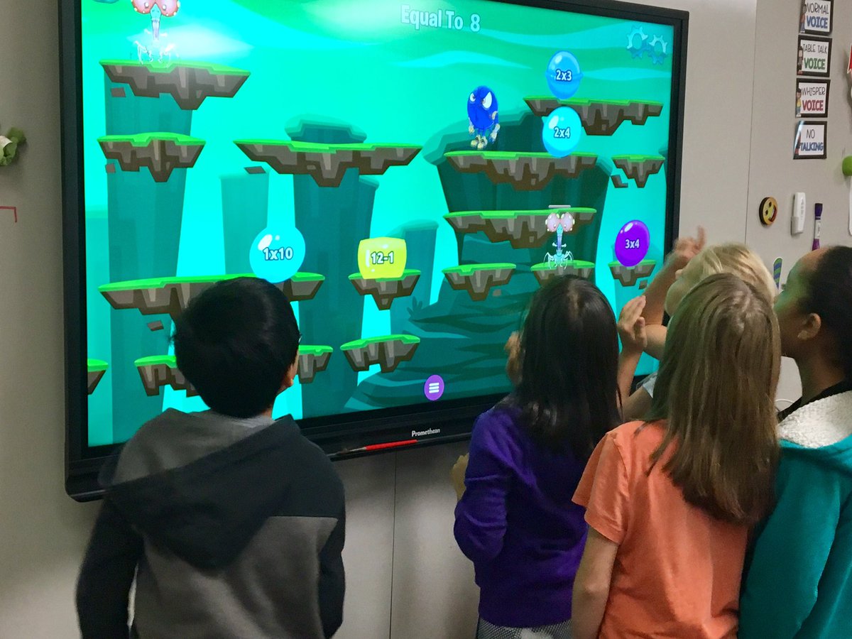 MrsAlicea3's tweet photo. Christmas came early for us! I don't know who is more excited, the kids or their teacher?? @megdoyle ❤️️😄 https://t.co/MmVeU08Odr