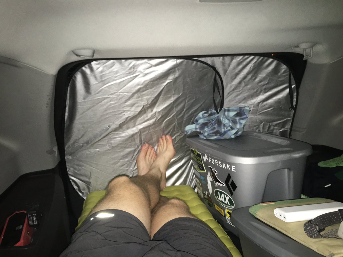 NicholsZach's tweet photo. The Chevy Equinox: the 32 mpg RV. #NOTvanlife https://t.co/VYIMzp1wch