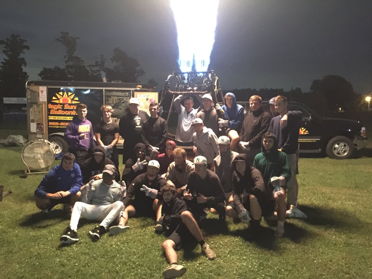 NunezCCBaseball's tweet image. #bayouroadballoonfestival