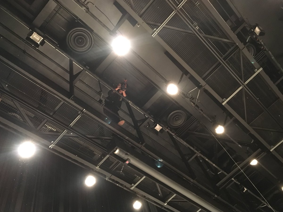 BOYCPvideo's tweet photo. #bobcattv on the ground! Bobcat TV in the air! #BOYCP #boycpmusic https://t.co/acTDueIorC