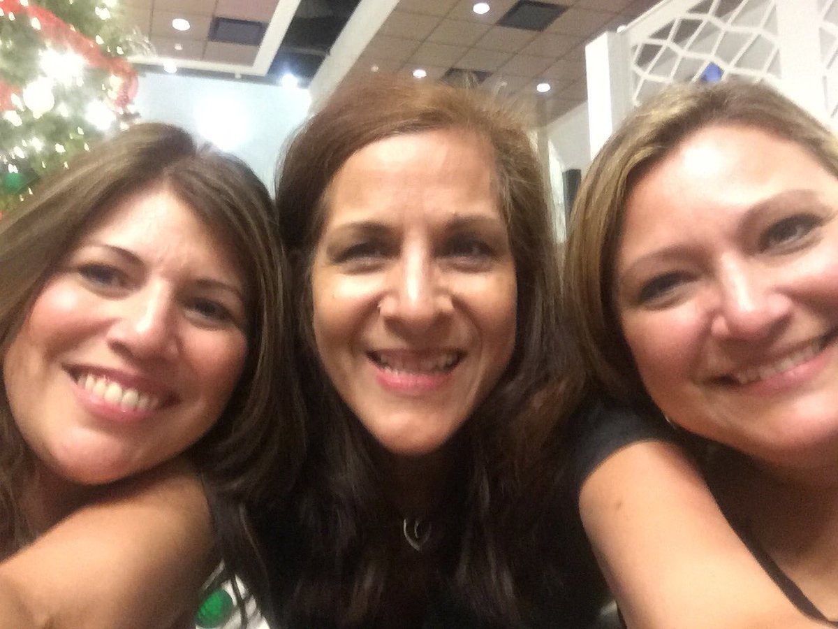 ZenAngel4's tweet photo. #ametconference #funtime with friends https://t.co/IocToNFS3w